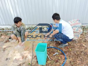 Thợ sửa máy bơm Bình Long