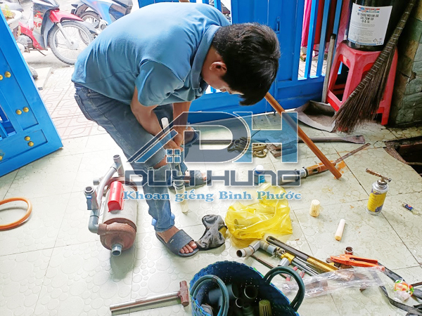 Thợ khoan giếng Bình Long