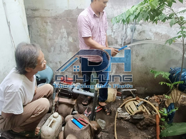 Thợ sửa máy bơm Minh Hưng