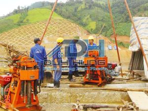 Thợ khoan giếng tại Bầu Bàng