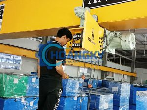 Thợ sửa cầu trục Bình Dương